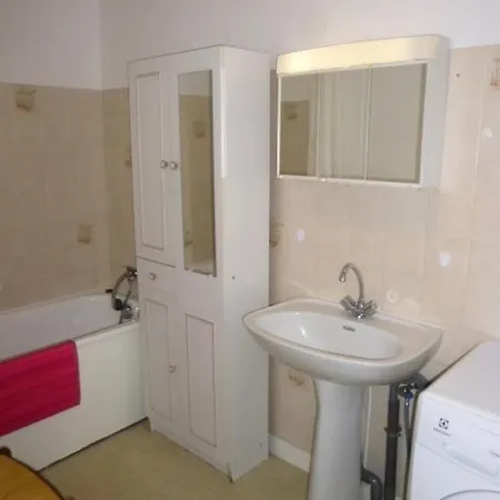 Le Welcome - Location De - - T2 Quartier Gare Mae-7431 Apartment *